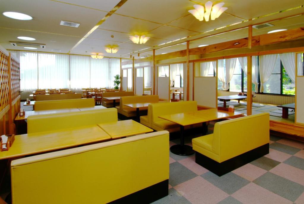 Ishiuchi Yungparunas Hotell Minamiuonuma Exteriör bild