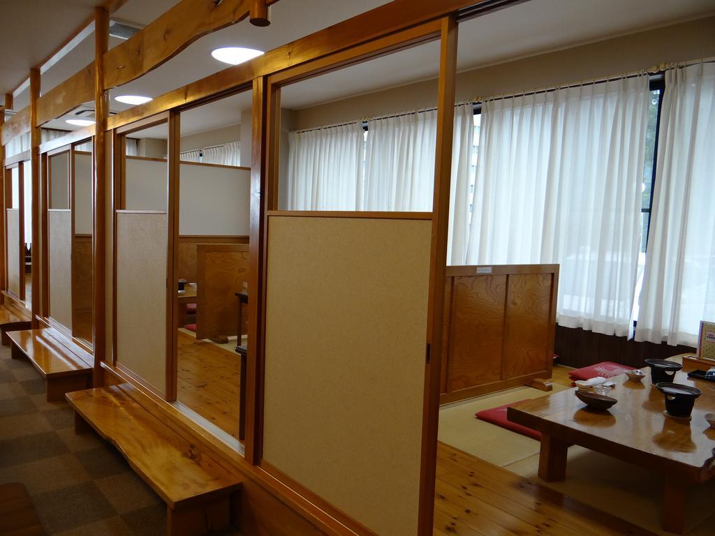 Ishiuchi Yungparunas Hotell Minamiuonuma Exteriör bild